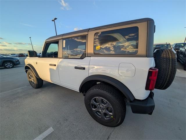 new 2025 Ford Bronco car, priced at $43,575