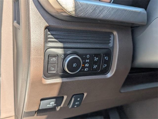 new 2025 Ford F-250 car