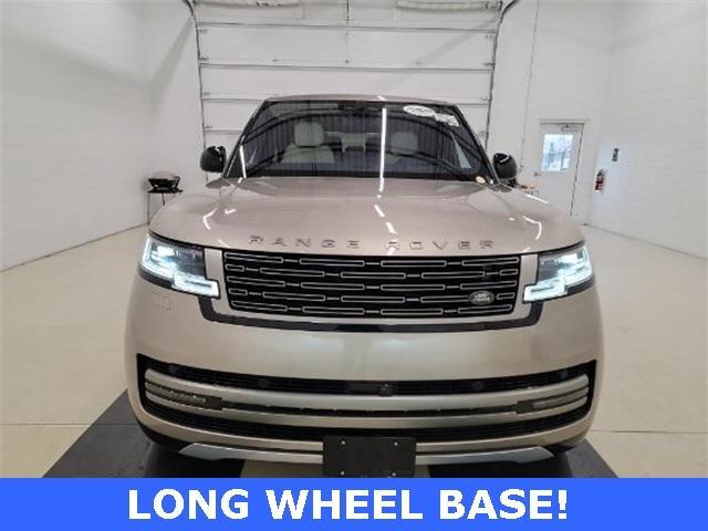 used 2022 Land Rover Range Rover car, priced at $109,898