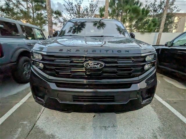 new 2025 Ford Expedition car, priced at $82,132