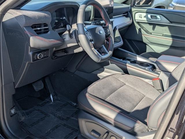 new 2025 Ford Explorer car, priced at $51,368