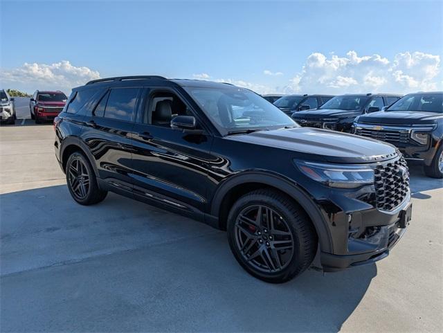new 2025 Ford Explorer car, priced at $51,368