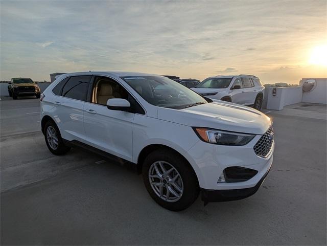 new 2024 Ford Edge car, priced at $37,999