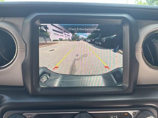 used 2021 Jeep Gladiator car, priced at $38,770