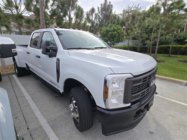 new 2024 Ford F-350 car, priced at $68,460