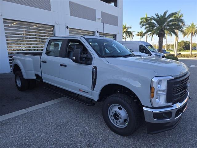 new 2025 Ford F-350 car