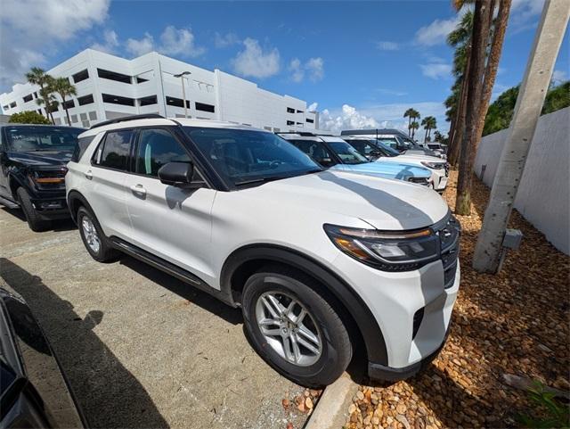 new 2025 Ford Explorer car, priced at $41,015