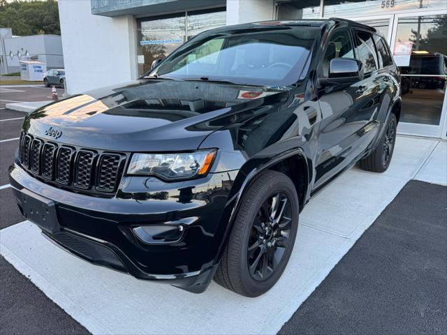 used 2018 Jeep Grand Cherokee car, priced at $17,900