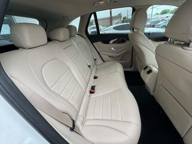 used 2020 Mercedes-Benz GLC 300 car, priced at $23,900