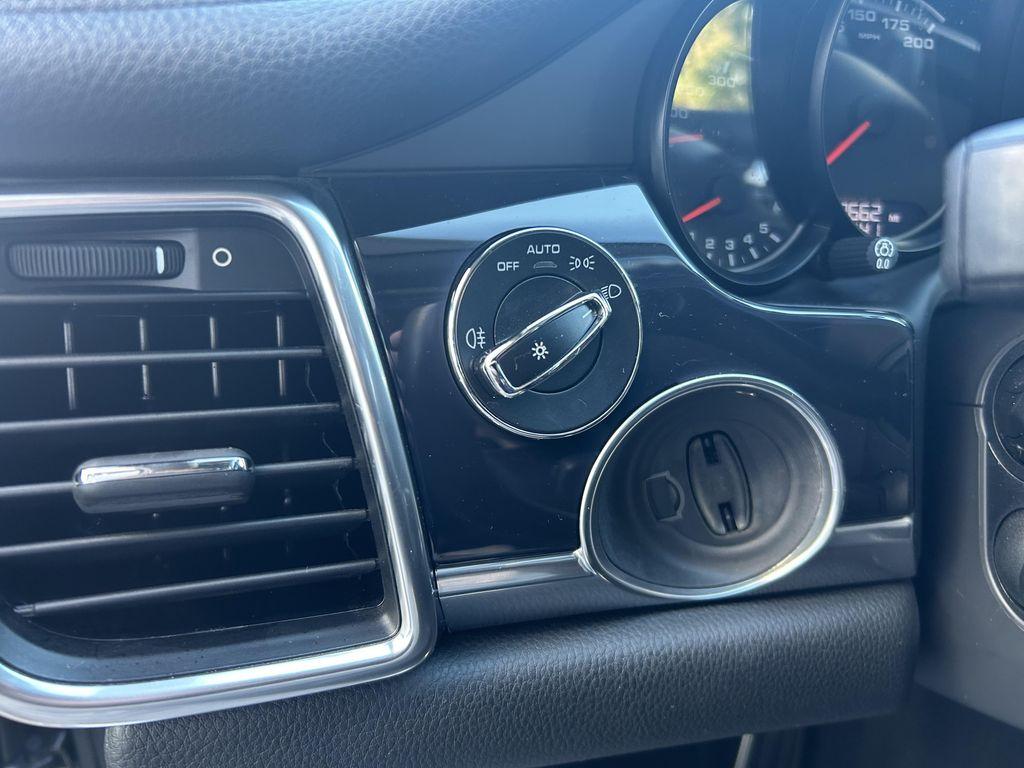 used 2014 Porsche Panamera car, priced at $27,900