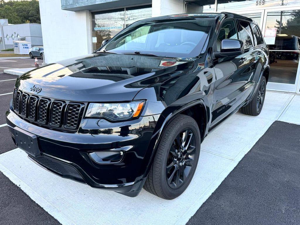 used 2018 Jeep Grand Cherokee car, priced at $18,900