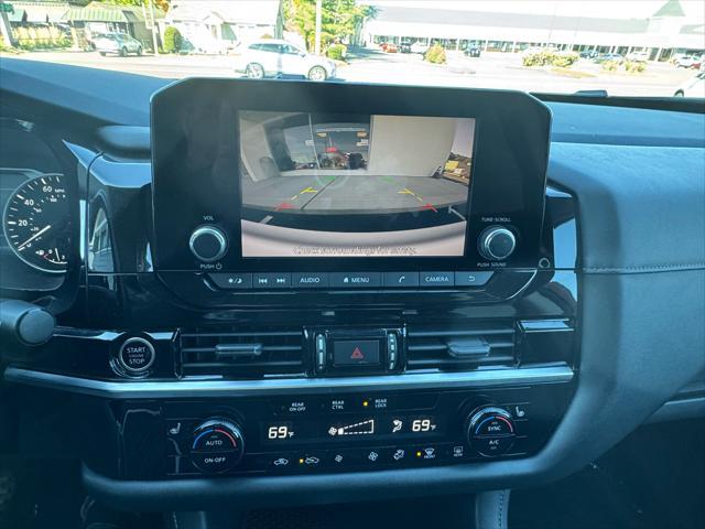 used 2022 Nissan Pathfinder car, priced at $22,900