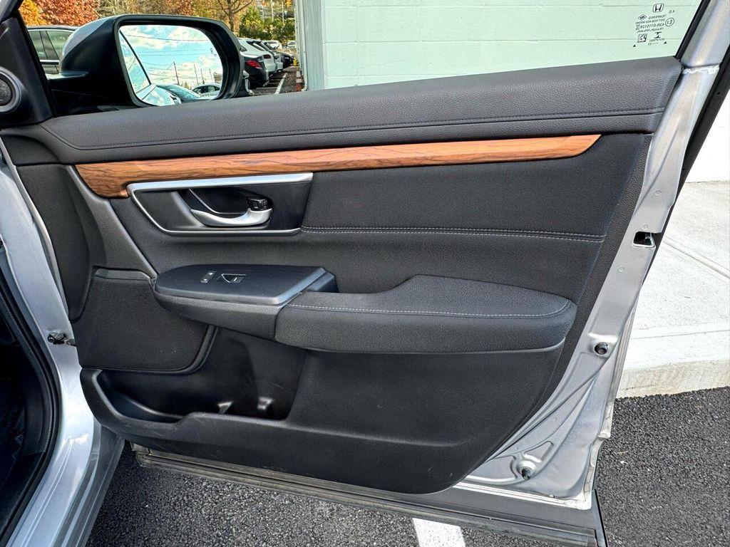 used 2022 Honda CR-V car, priced at $19,900