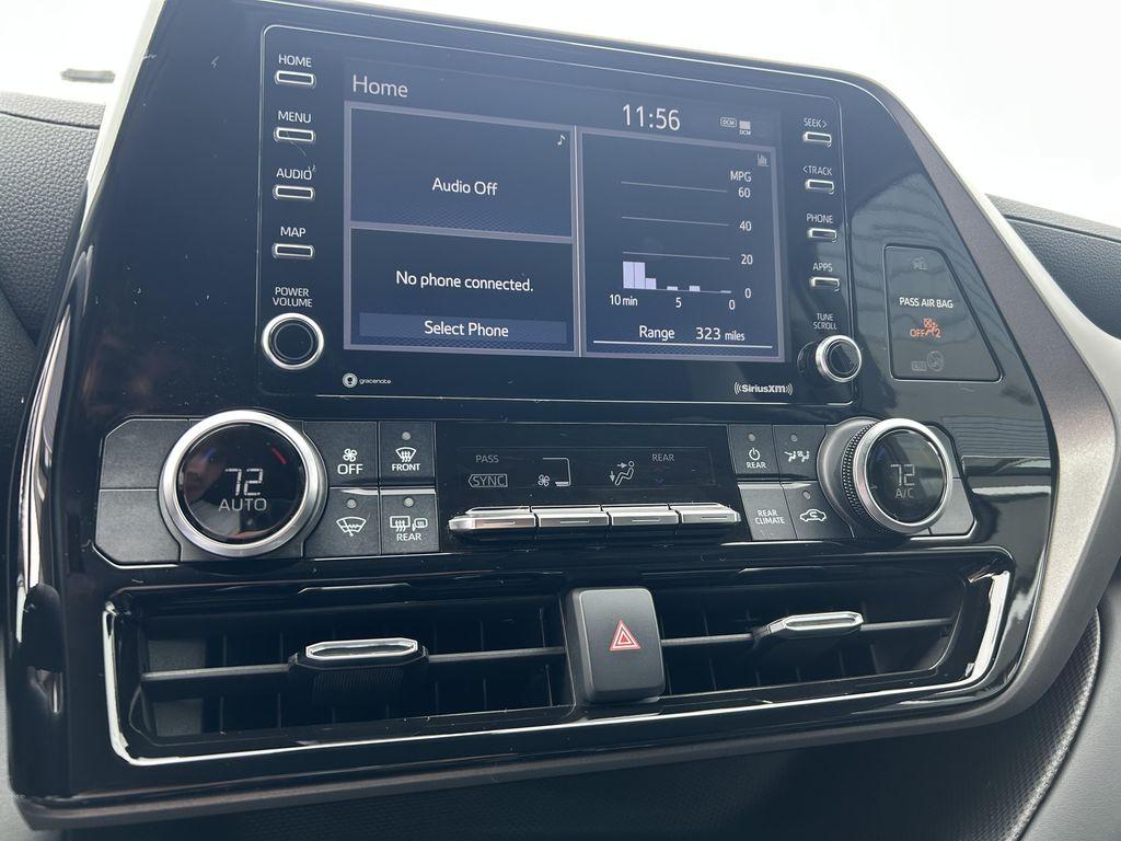 used 2022 Toyota Highlander car, priced at $24,900