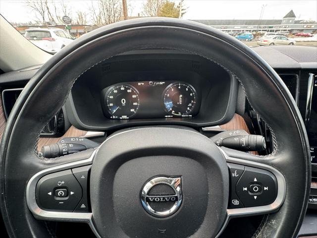 used 2021 Volvo XC60 car, priced at $25,900