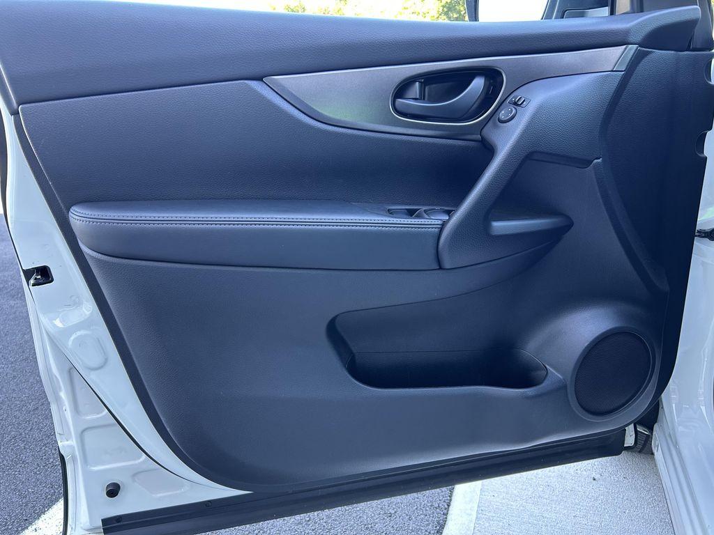 used 2020 Nissan Rogue Sport car, priced at $15,900
