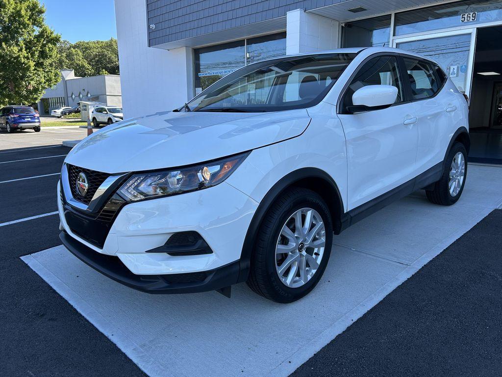 used 2020 Nissan Rogue Sport car, priced at $15,900