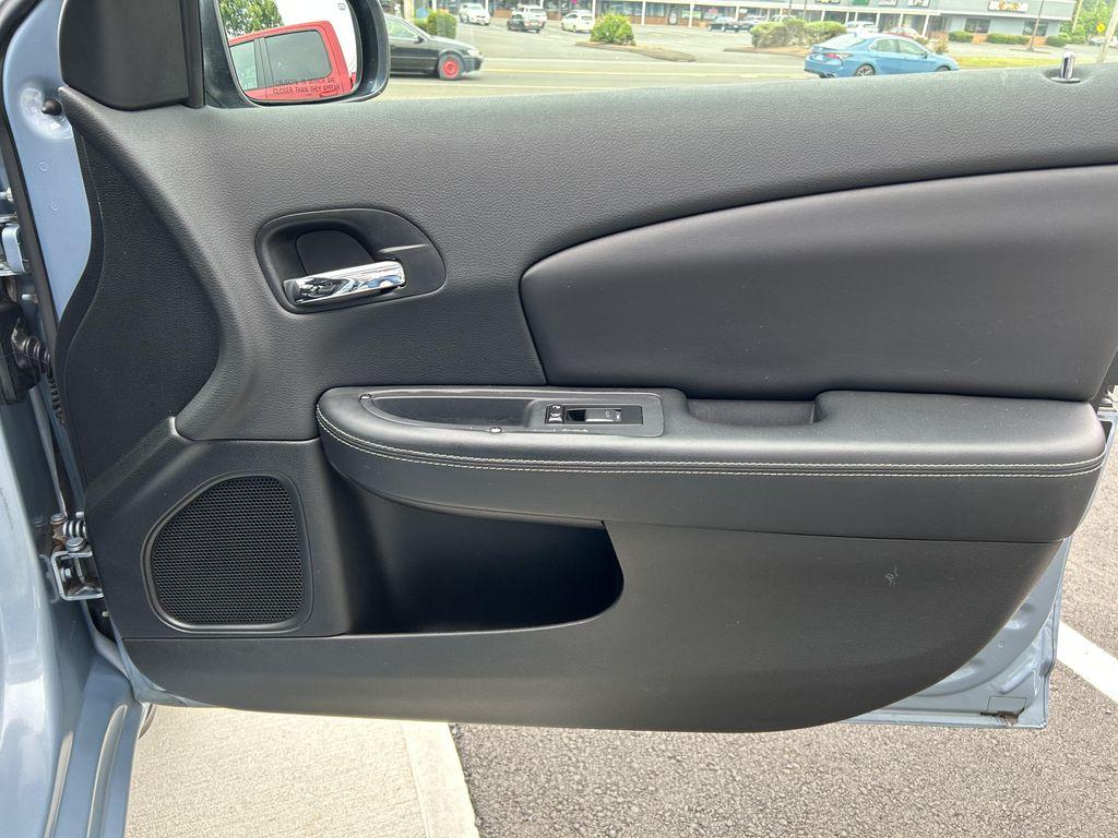 used 2012 Chrysler 200 car, priced at $5,900