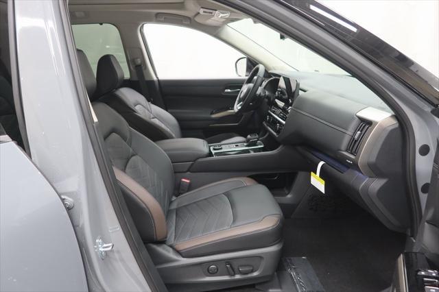 new 2025 Nissan Pathfinder car, priced at $55,035