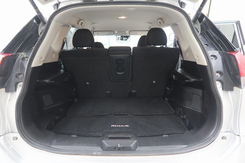 used 2020 Nissan Rogue car, priced at $17,006