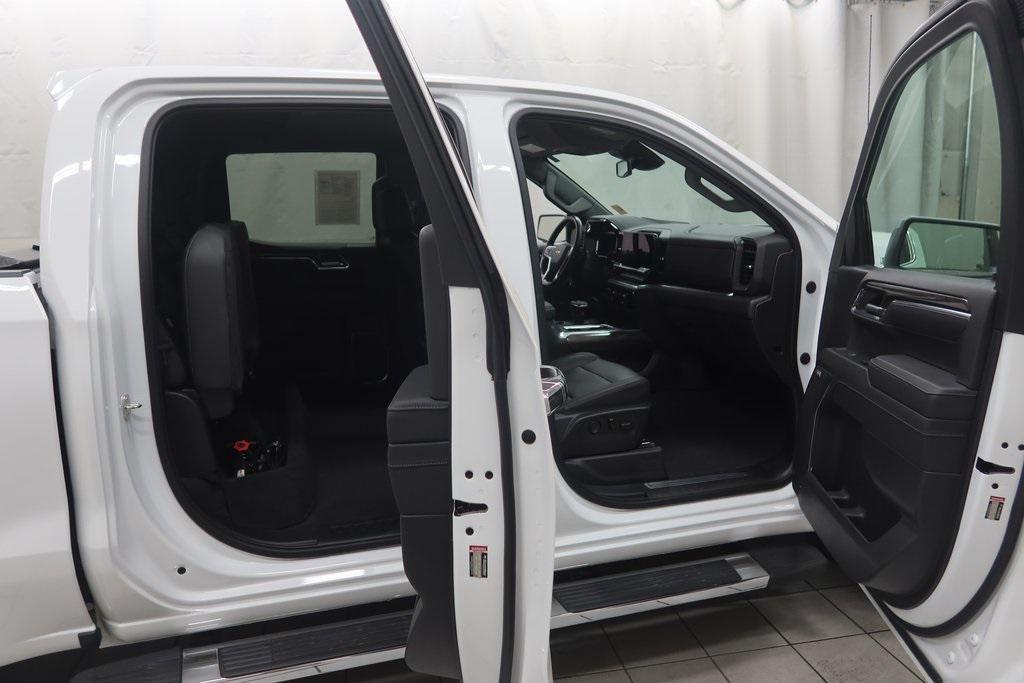 used 2023 Chevrolet Silverado 1500 car, priced at $43,380