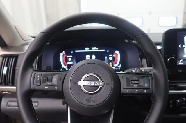 new 2025 Nissan Pathfinder car, priced at $54,490