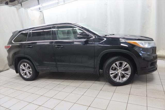 used 2015 Toyota Highlander car, priced at $20,486