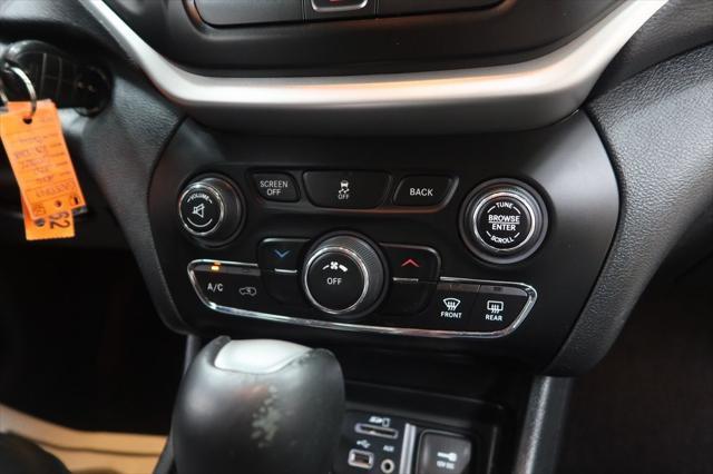 used 2016 Jeep Cherokee car, priced at $15,366