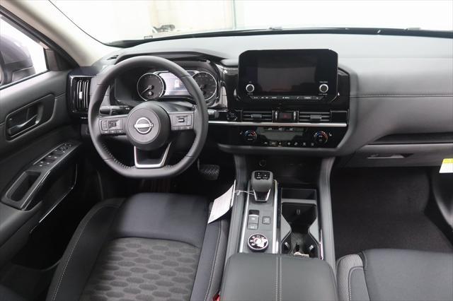 new 2025 Nissan Pathfinder car, priced at $45,865