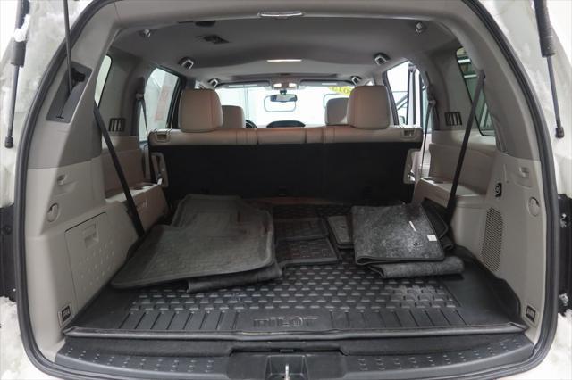 used 2015 Honda Pilot car, priced at $15,666