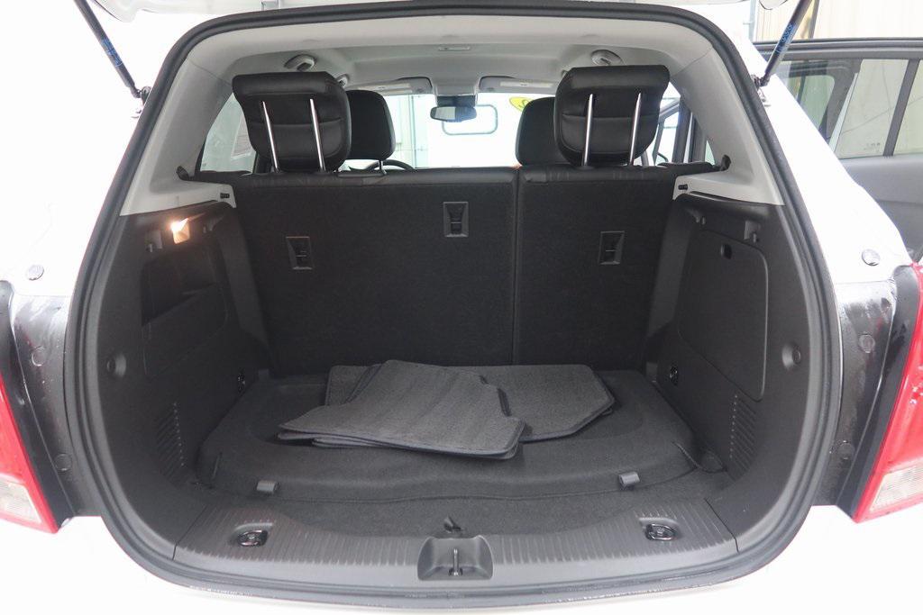 used 2022 Chevrolet Trax car, priced at $19,391