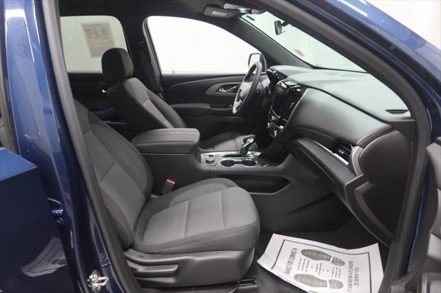 used 2023 Chevrolet Traverse car, priced at $32,086