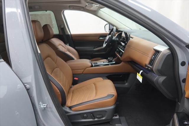 new 2025 Nissan Pathfinder car, priced at $54,485