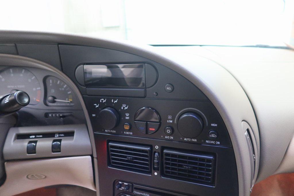 used 1999 Oldsmobile Aurora car, priced at $3,900