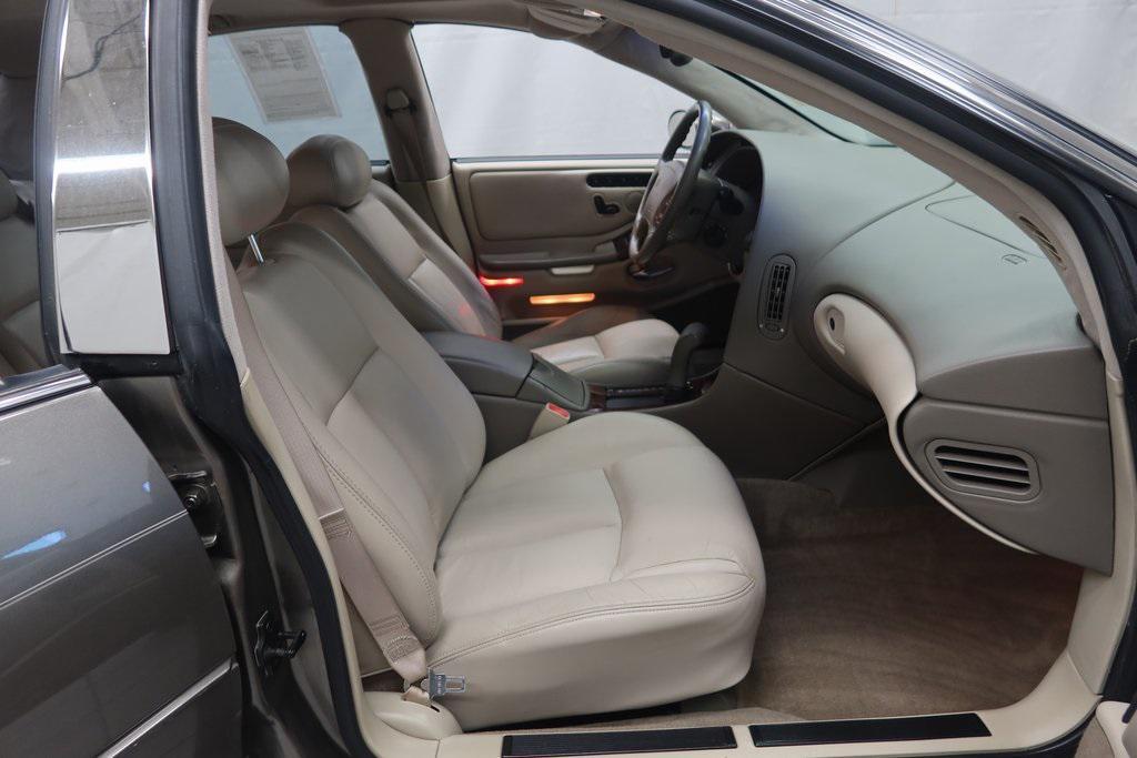 used 1999 Oldsmobile Aurora car, priced at $3,900