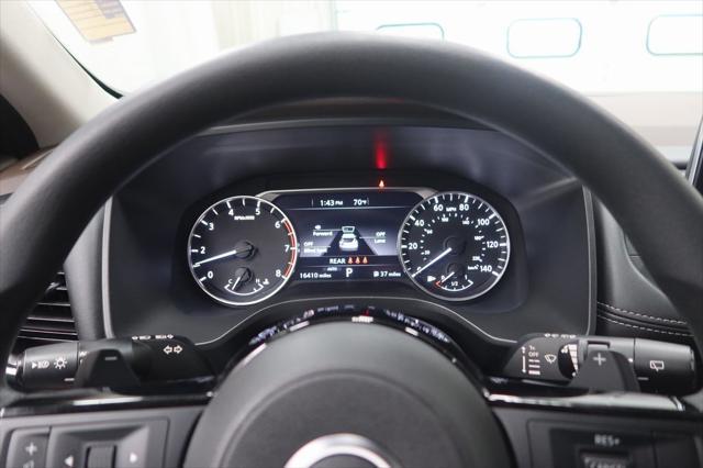 used 2022 Nissan Rogue car, priced at $25,787