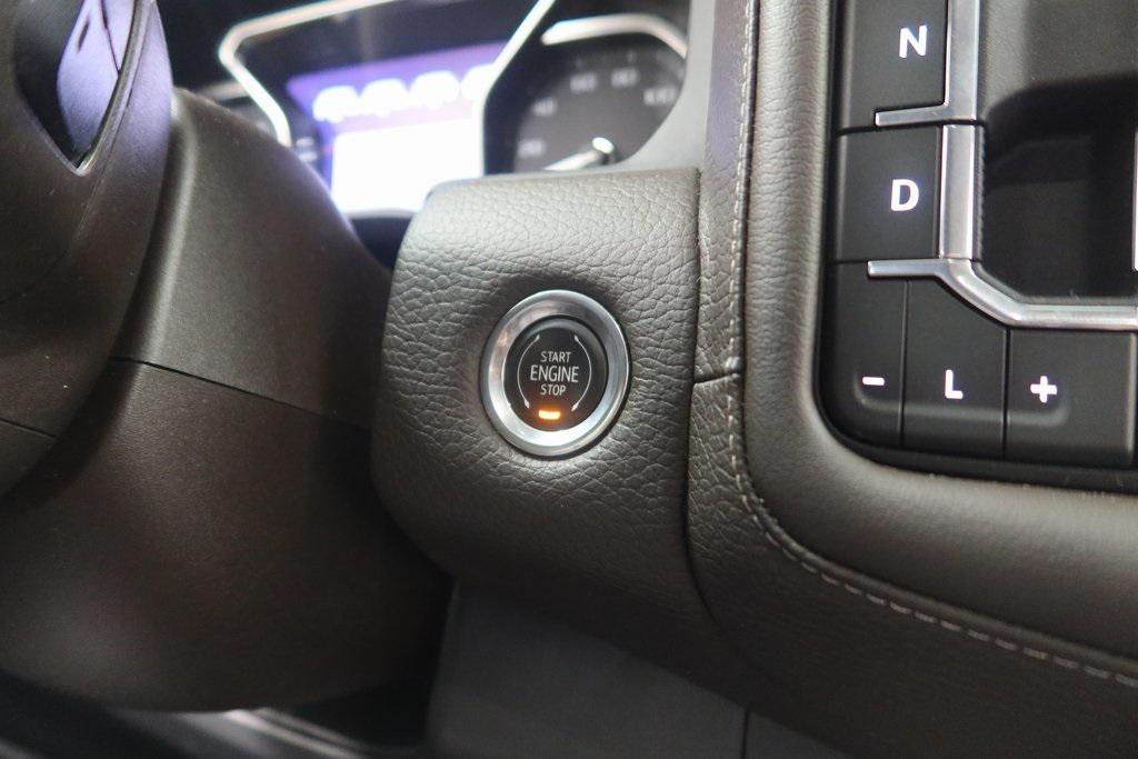 used 2021 GMC Yukon XL car, priced at $43,654