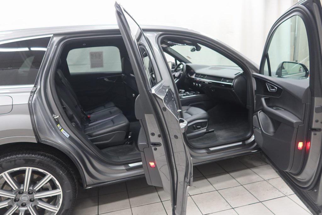 used 2017 Audi Q7 car, priced at $18,878