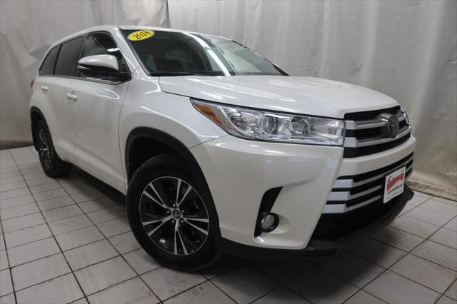 used 2018 Toyota Highlander car, priced at $22,000