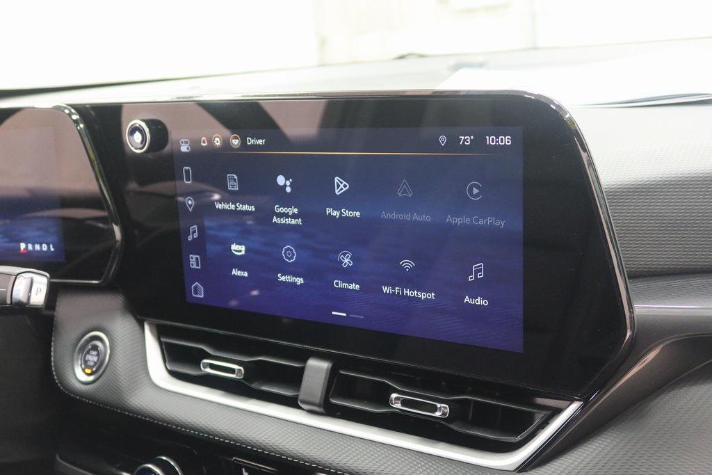 used 2025 Chevrolet Equinox car, priced at $28,039