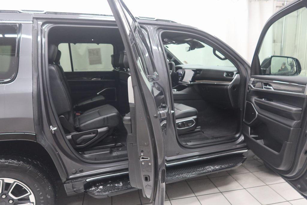 used 2022 Jeep Wagoneer car, priced at $44,090