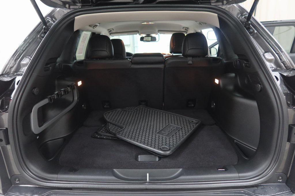 used 2018 Jeep Cherokee car, priced at $17,998