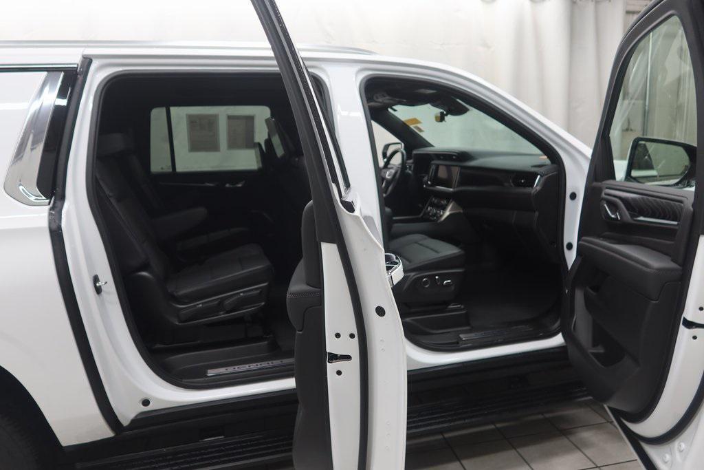used 2024 GMC Yukon XL car, priced at $76,979