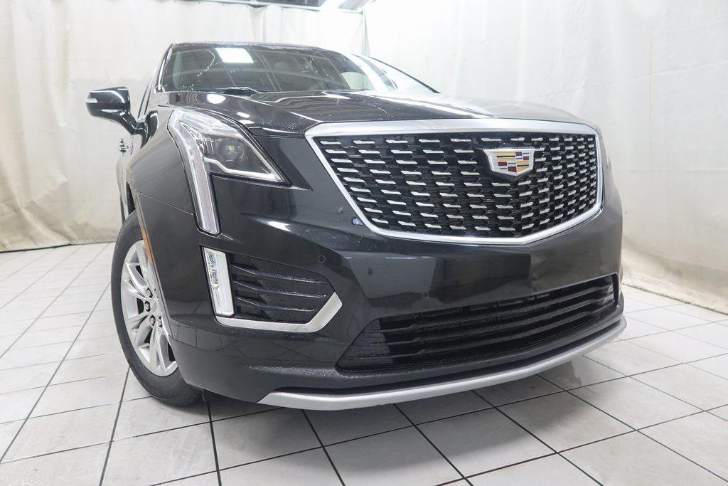 used 2020 Cadillac XT5 car, priced at $25,619