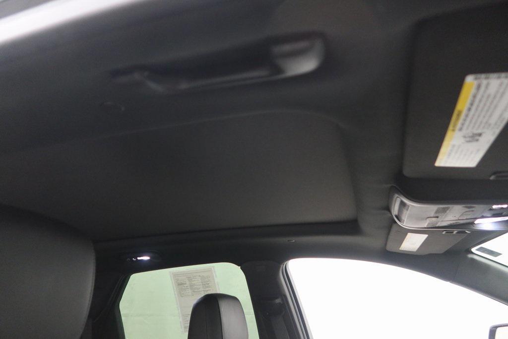 used 2020 Cadillac XT5 car, priced at $25,619