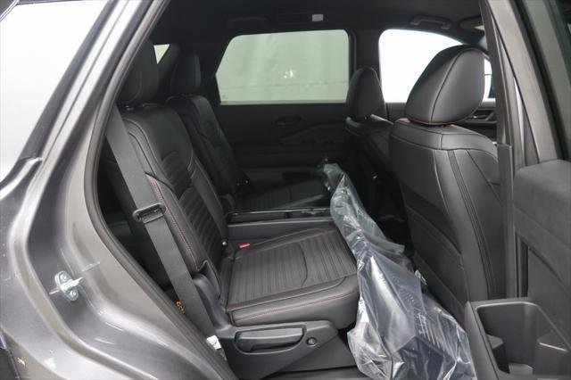 new 2025 Nissan Pathfinder car, priced at $46,505