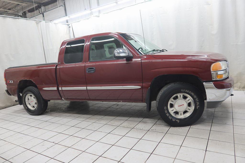 used 2002 GMC Sierra 1500 car, priced at $7,389