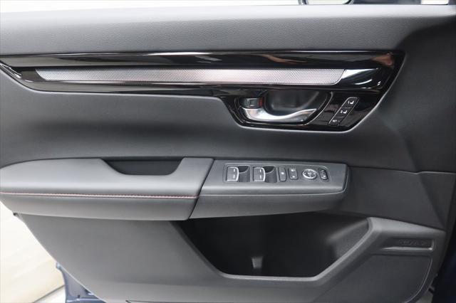 used 2025 Honda CR-V Hybrid car, priced at $38,752