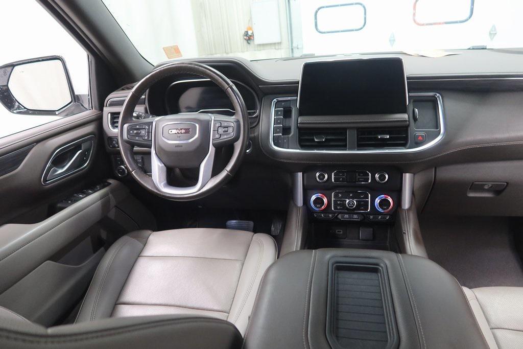 used 2022 GMC Yukon XL car, priced at $44,987