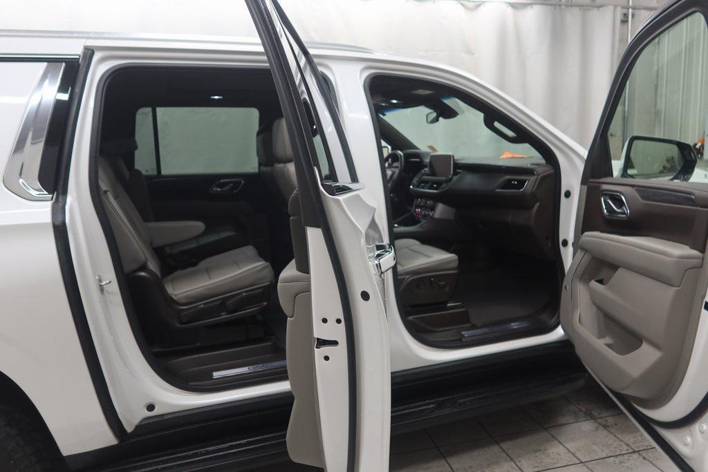 used 2022 GMC Yukon XL car, priced at $44,987